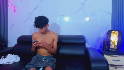 Black_baby_1 live cam on Cam4