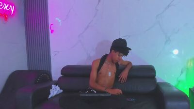 Black_baby_1 live cam on Cam4