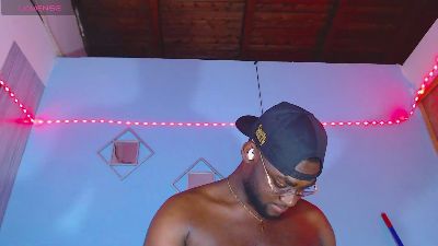 Blackand_Tick live cam on Cam4