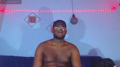 Blackand_Tick live cam on Cam4