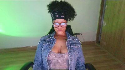 Blackandmagic_ live cam on Cam4