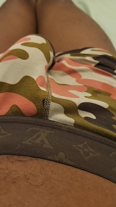 Blackman4180 live cam on Cam4
