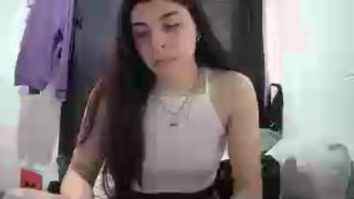 Blanquita07 live cam on Cam4