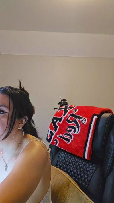 Blaze_Onn1 live cam on Cam4
