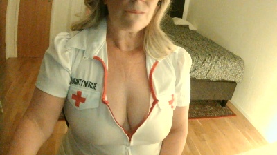 BlondeBridget live cam on Cam4
