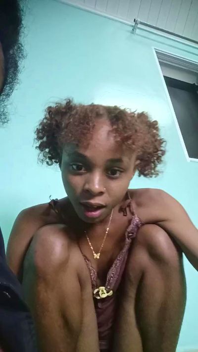 BlondeG live cam on Cam4