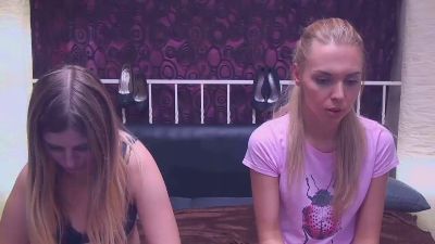BlondeWitchez live cam on Cam4