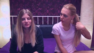 BlondeWitchez live cam on Cam4