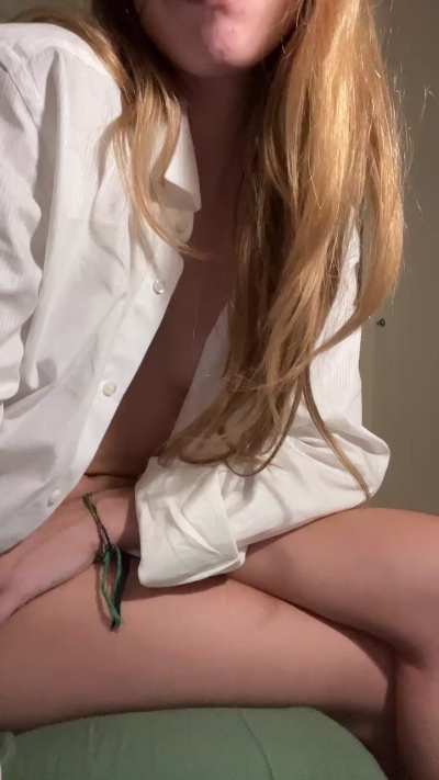 Blondie99 live cam on Cam4