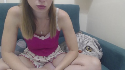 BlondyAndrea live cam on Cam4