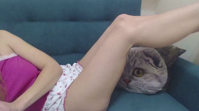 BlondyAndrea live cam on Cam4