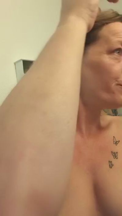 BlueEye_Girl live cam on Cam4