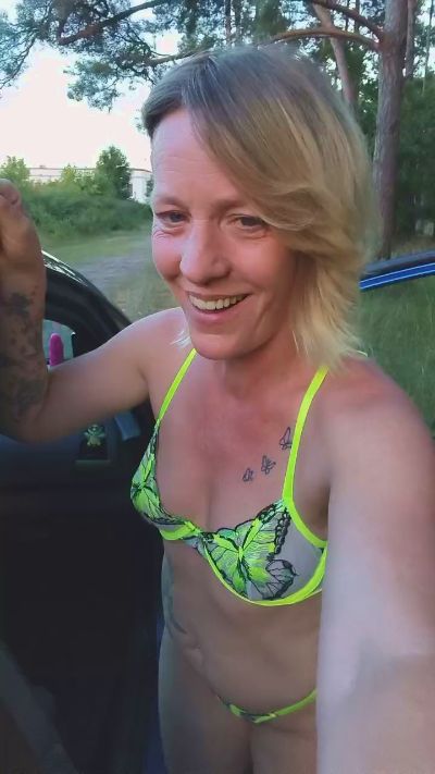 BlueEye_Girl live cam on Cam4