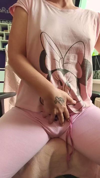BlueEye_Girl live cam on Cam4