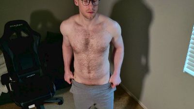 BlueEyedTallGuy live cam on Cam4