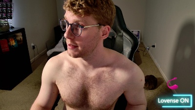 BlueEyedTallGuy live cam on Cam4