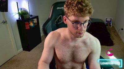 BlueEyedTallGuy live cam on Cam4
