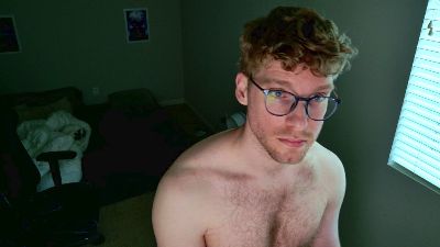 BlueEyedTallGuy live cam on Cam4