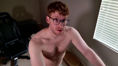 BlueEyedTallGuy live cam on Cam4