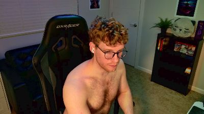 BlueEyedTallGuy live cam on Cam4