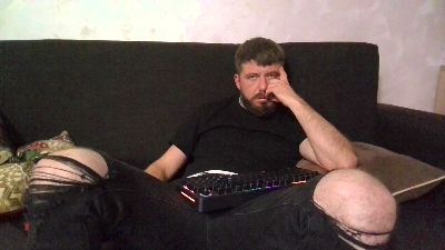 BlueEyesM live cam on Cam4