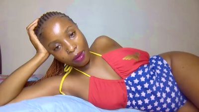 Blue_ivy live cam on Cam4