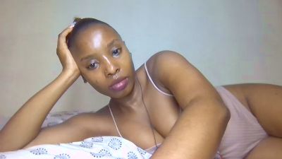 Blue_ivy live cam on Cam4