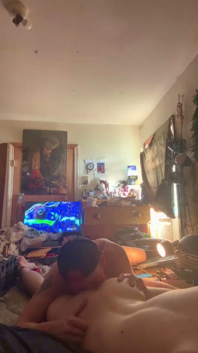 Blueskelton live cam on Cam4