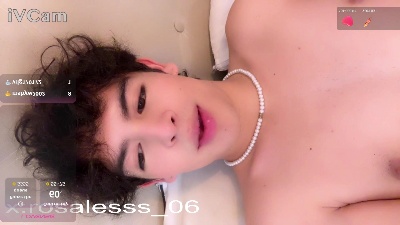 Blum_05 live cam on Cam4