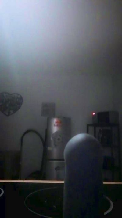 Blume696 live cam on Cam4
