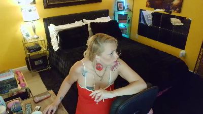 BoOtsieBaby live cam on Cam4