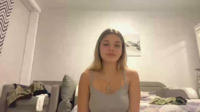 BobbyeGombert live cam on Cam4