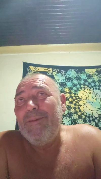 Bobosse837 live cam on Cam4