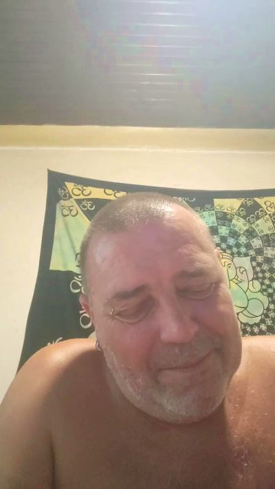 Bobosse837 live cam on Cam4