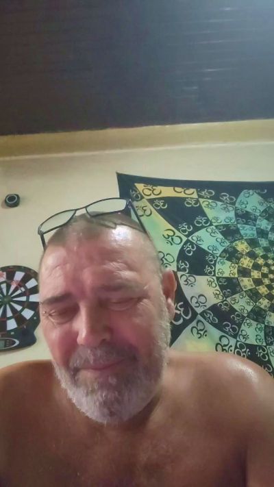 Bobosse837 live cam on Cam4