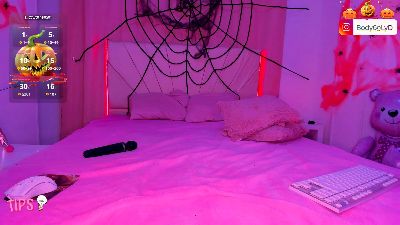 Body69LyD live cam on Cam4