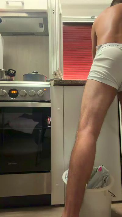Bogosse444449 live cam on Cam4
