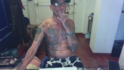Bolohot76 live cam on Cam4