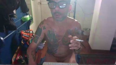 Bolohot76 live cam on Cam4