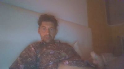Bombasexiii85 live cam on Cam4
