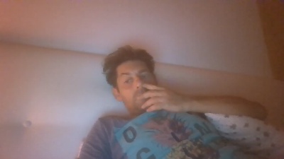 Bombasexiii85 live cam on Cam4
