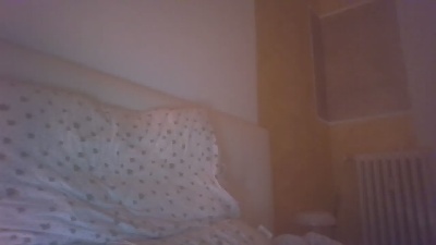 Bombasexiii85 live cam on Cam4