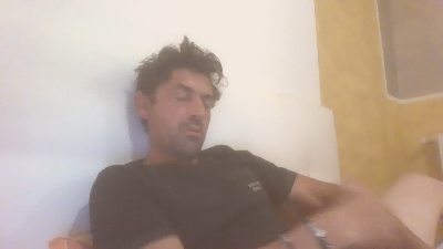 Bombasexiii85 live cam on Cam4