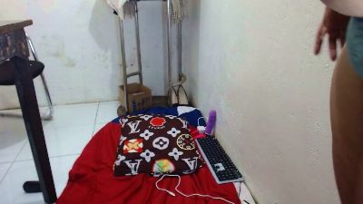 BombasticDoll live cam on Cam4