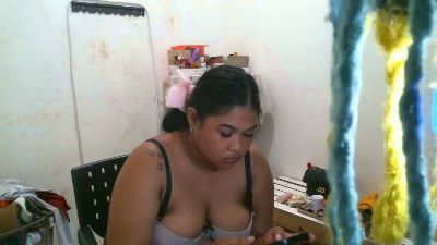 BombasticDoll live cam on Cam4