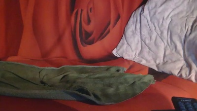 Bomber42 live cam on Cam4