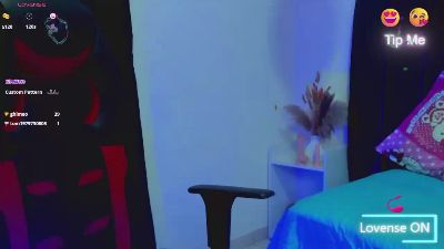 Bombom_brown1 live cam on Cam4