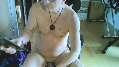 Bongone24 live cam on Cam4