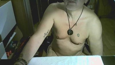 Bongone24 live cam on Cam4