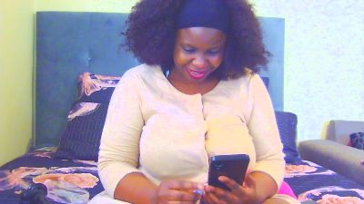 Bongzbaexx live cam on Cam4